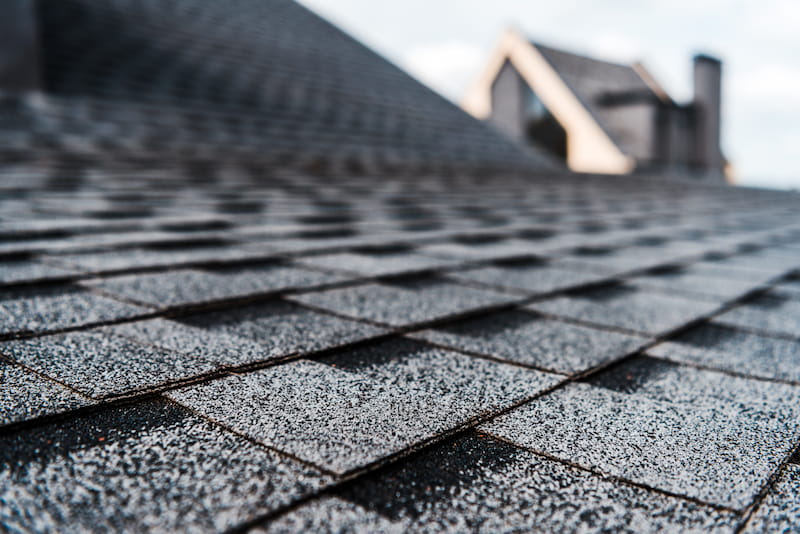 Hiring the Right Roofing Contractor: A Comprehensive Guide
